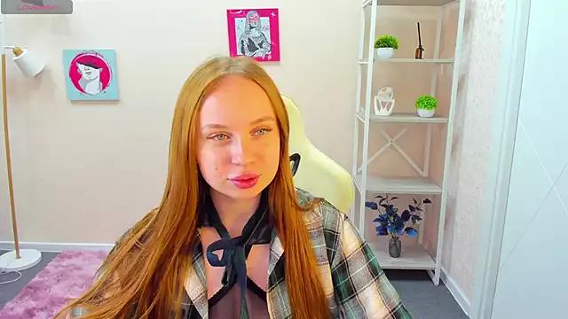 Bunny_Luvv from StripChat