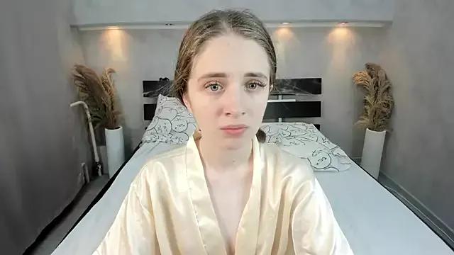 Naked Room Camilla_Kelly 