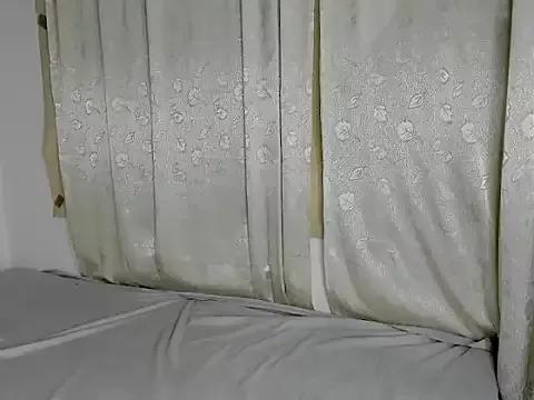 caramelo_passion from StripChat