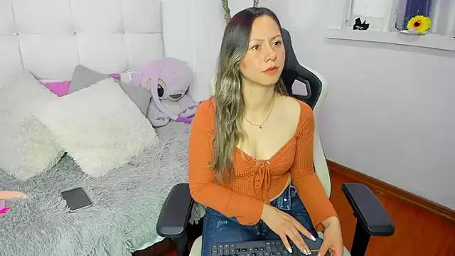 Carrie_hall from StripChat