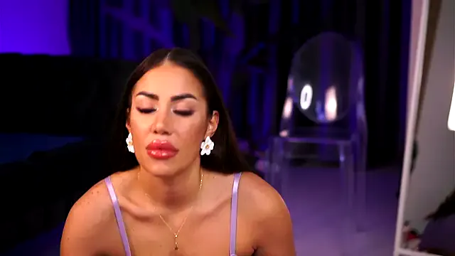 CataleyaSyrene on StripChat 