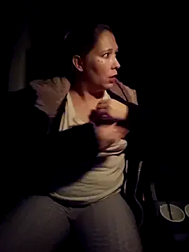 StripChat Chatonne11 is Freechat Chatonne11 — Enleve mon string + 3 min au roi