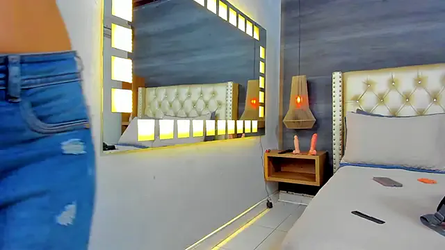 Freechat chihiro02 on StripChat