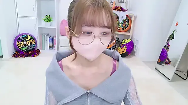 chihiro_ri on StripChat 