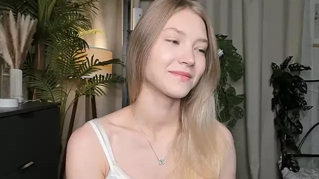 Freechat ChinBonnell on StripChat