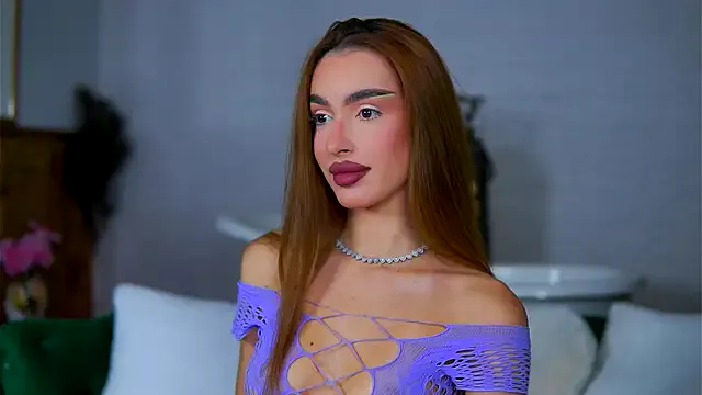 StripChat ClaraBenatti is Freechat ClaraBenatti — sloppy blowjob