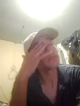 Freechat Cloud0nMycock on StripChat