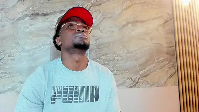 Freechat COMPTON_01 on StripChat