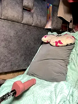 Freechat coral1727 on StripChat