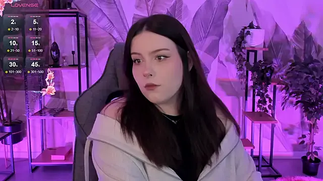 Freechat CoralineKeyns on StripChat