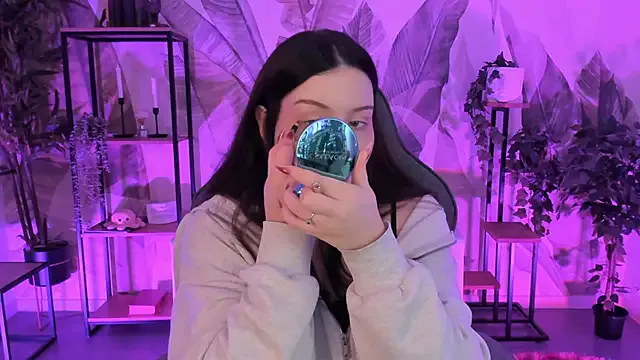 Freechat CoralineKeyns on StripChat