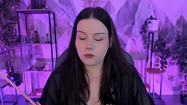 Freechat CoralineKeyns on StripChat