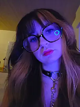 StripChat CornetDeGlace is Freechat CornetDeGlace — 2 doigt pussy