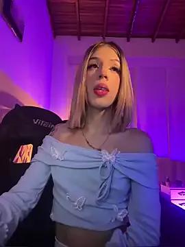 Naked Room Courtney_gonet 