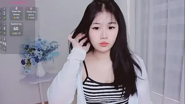 Freechat Crystal_Lea on StripChat