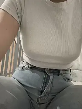 StripChat Cumonmme is Freechat Cumonmme — 10 Loud and hot slaps on the ass