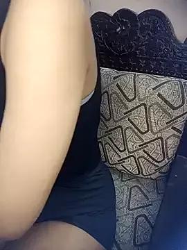 Curvey_Girl from StripChat is Freechat