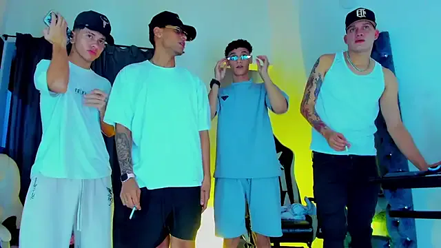 StripChat daddys_insanee is Freechat daddys_insanee — Venezuelans in the house