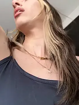 Freechat DallasAria on StripChat