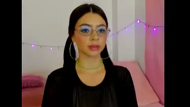 Freechat Danna_Myst on StripChat