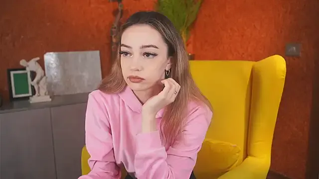 Freechat DeiraCharson on StripChat