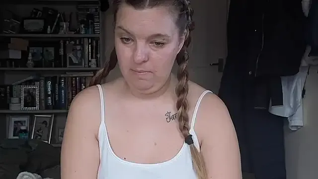 StripChat Demi_WelshX is Freechat Demi_WelshX — close up of pussy