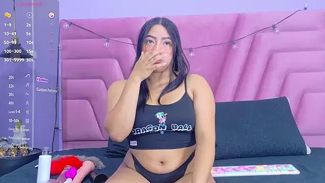 drooling4daddy from StripChat