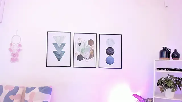 StripChat dullce77 is Freechat dullce77 — I bounce my tits