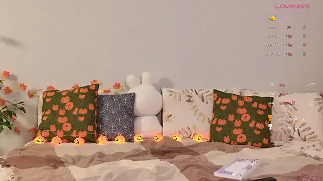 Freechat duomooncouple on StripChat