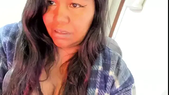 StripChat ebonylouissexyhot is Freechat ebonylouissexyhot — 2000