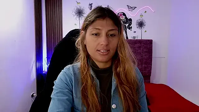 Freechat elena_detroya on StripChat