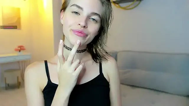 Freechat EleneButton on StripChat