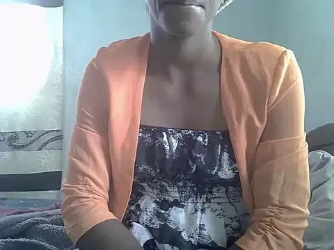 Freechat ElianeHot on StripChat