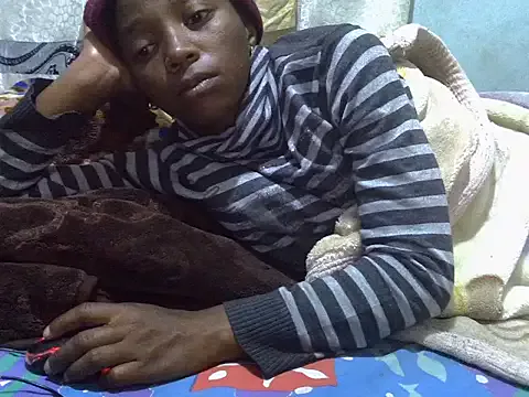 Freechat ElianeHot on StripChat