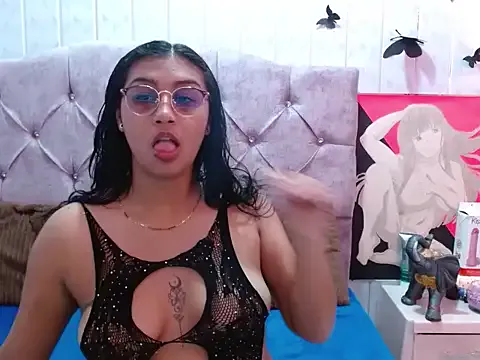 Freechat Emiily_Johamson on StripChat