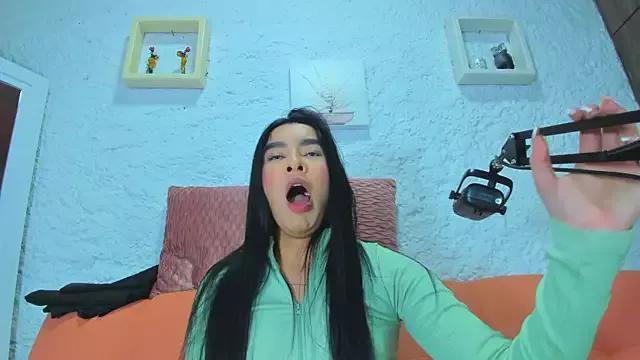 emiily_s from StripChat