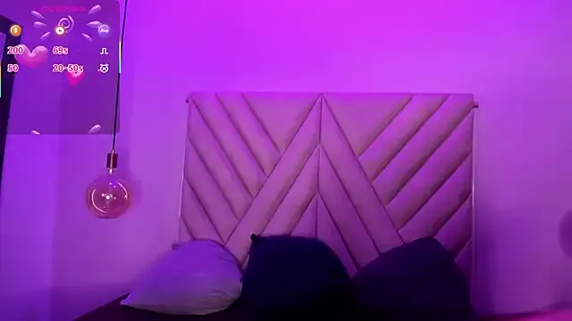 Freechat EmmaSwift_ on StripChat