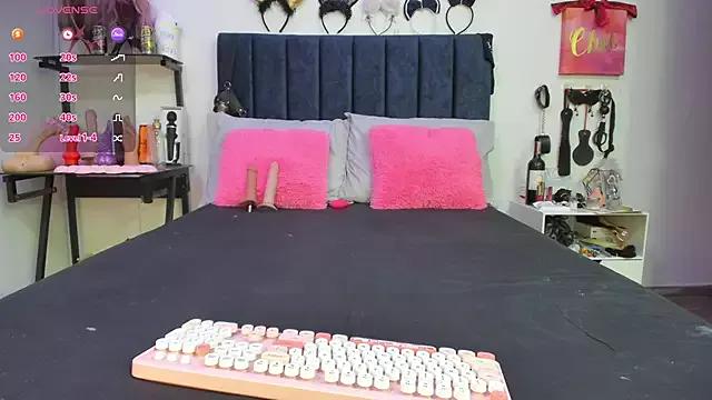 emmily_giraldo from StripChat