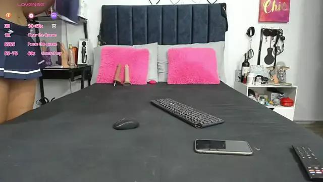 emmily_giraldo from StripChat