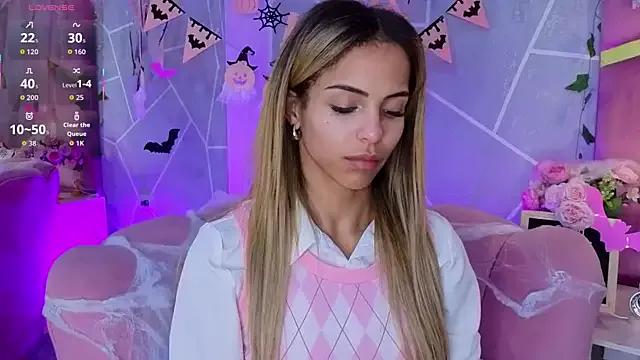 EmmyCortez from StripChat is Freechat