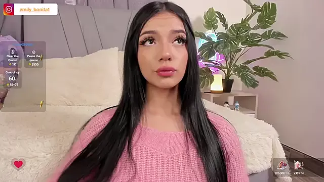 Freechat emy_bonita1 on StripChat