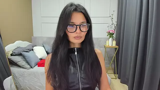 Freechat ErikaSoft on StripChat