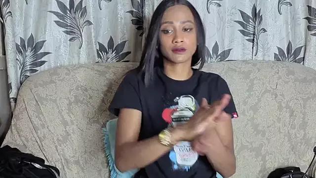 Eroticteasexoxox from StripChat is Freechat