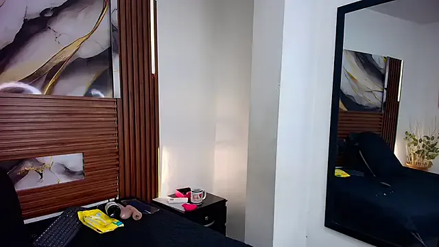 Evelin_thompsson on StripChat 