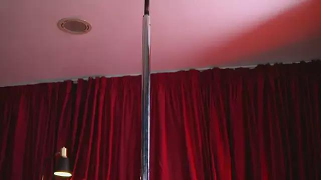 Evelyn_Evyyy from StripChat