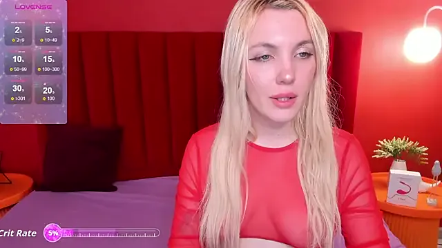 Fluffy_Monica on StripChat 