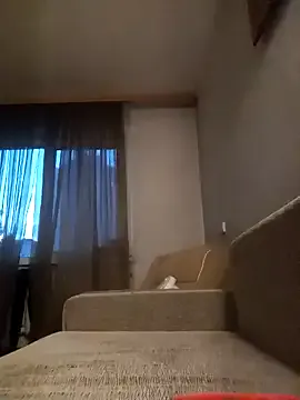 Freechat Francenia_lolis on StripChat