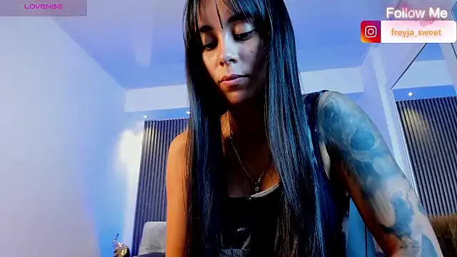 Freechat freyja_sweet_ on StripChat