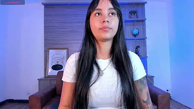 Freechat freyja_sweet_ on StripChat