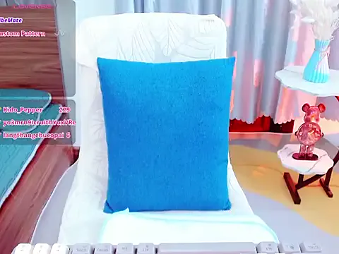 Freechat girlsweets2277 on StripChat